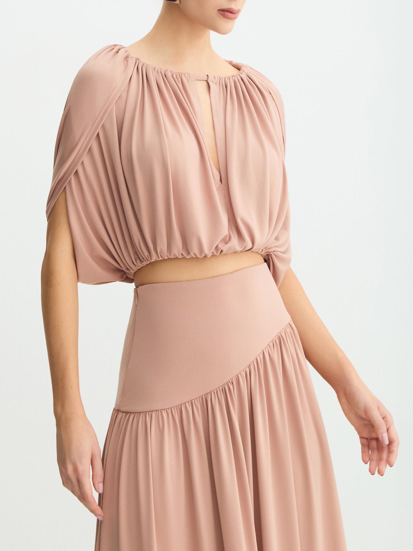 Sexy Gerimpelde Crop Top & Vloeiende Maxi Rok Set