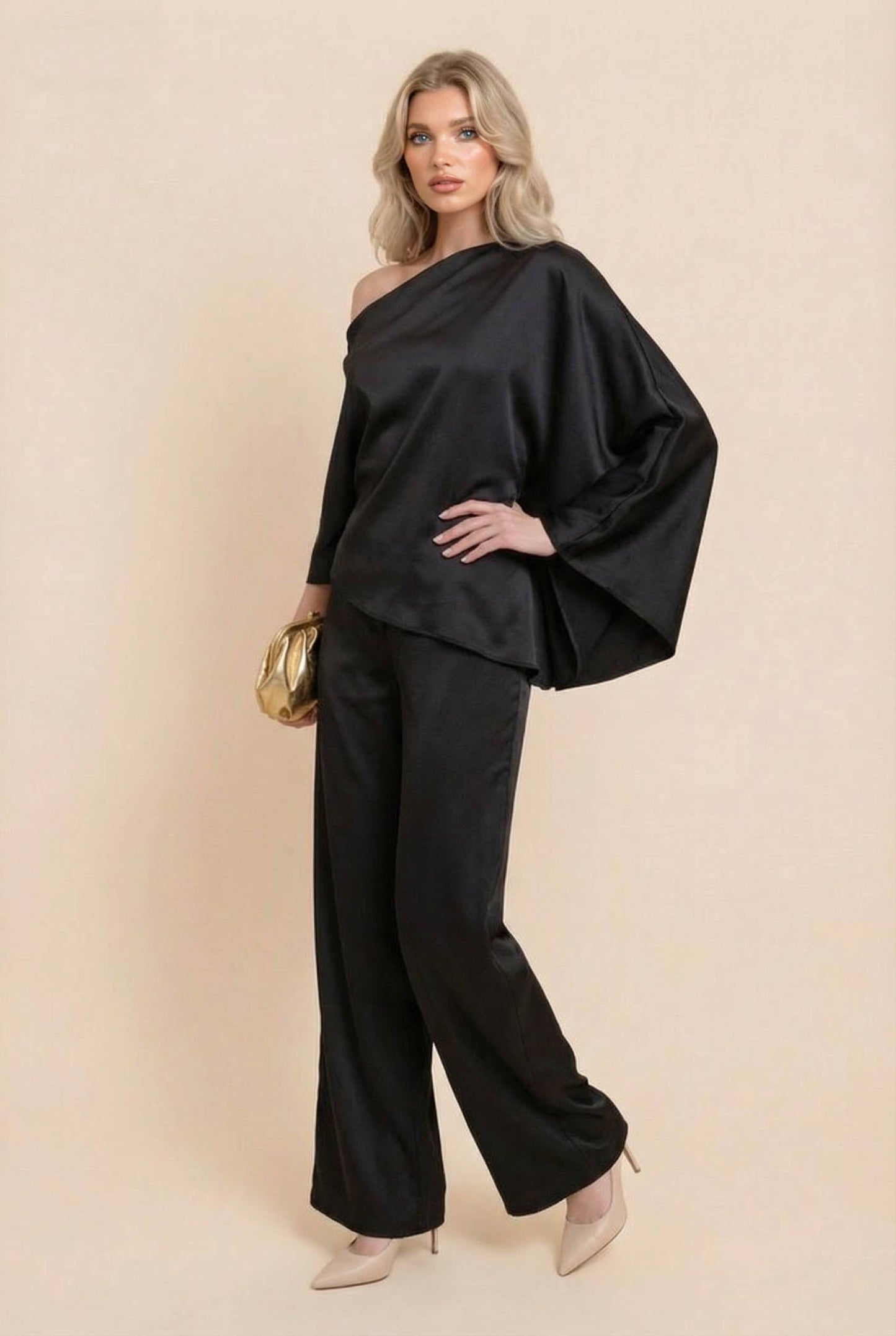Off-Shoulder Asymmetrische Shirt En Wijde Pantalon Set