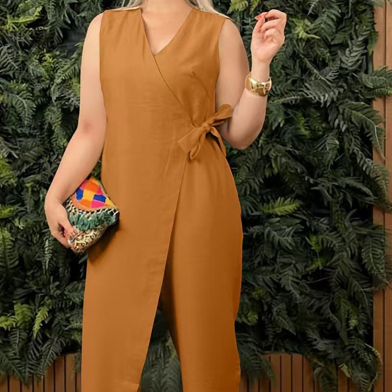 Casual jumpsuit met V-hals en sluitingen, effen kleur, voor dames
