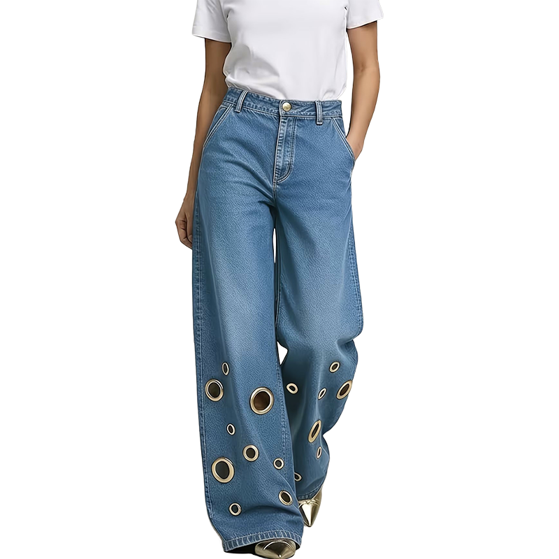 Wijdvallende damesjeans met uitsnijdingen en metalen oogjes