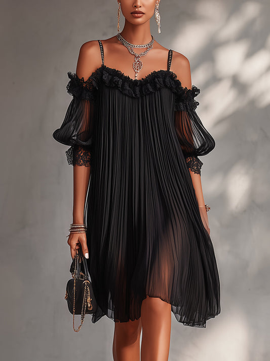Vittoria | Zwart chiffon mini-jurkje met blote schouders en kanten randje