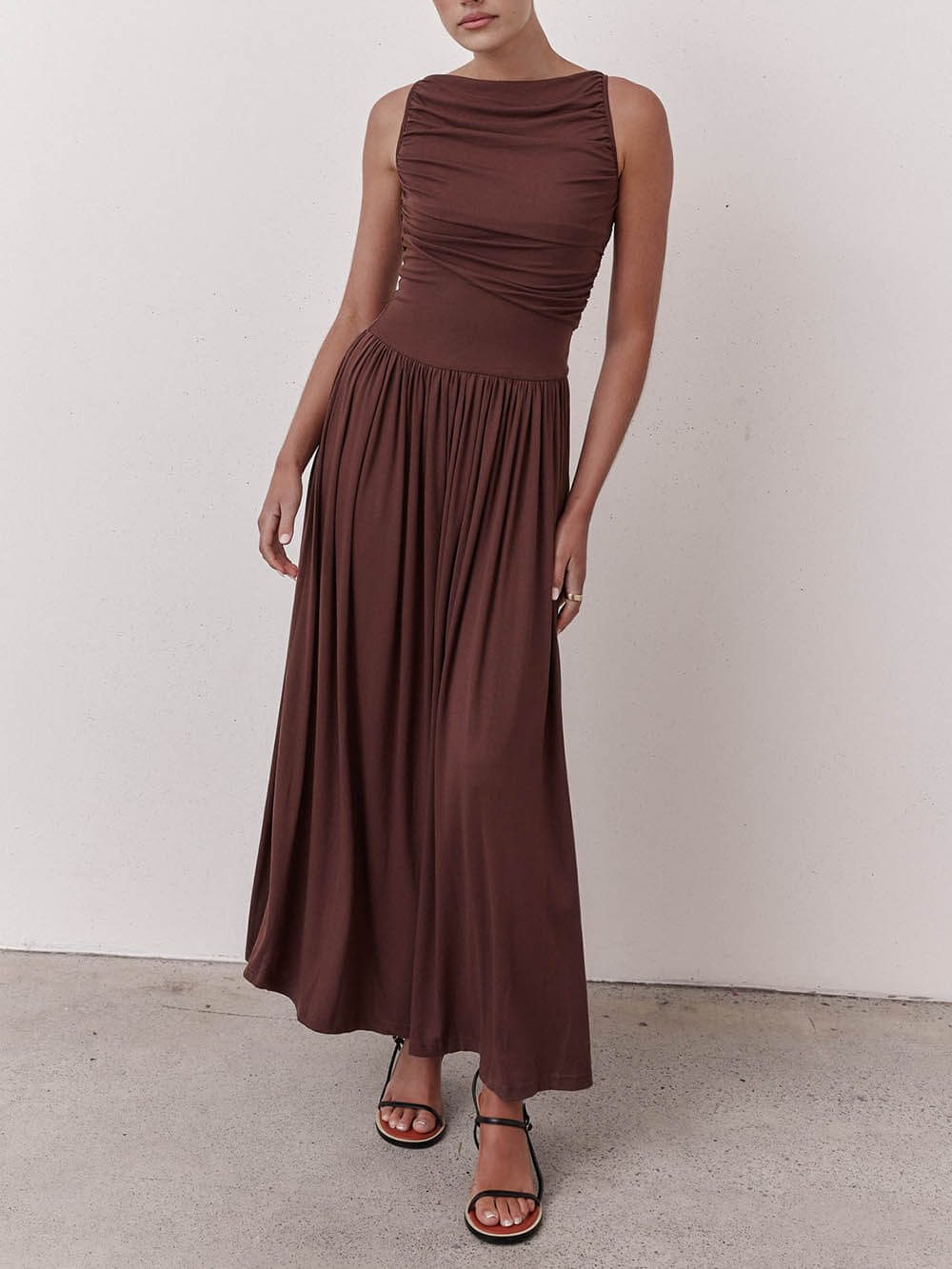 Elegante Plissé Mouwloze Maxi Jurk