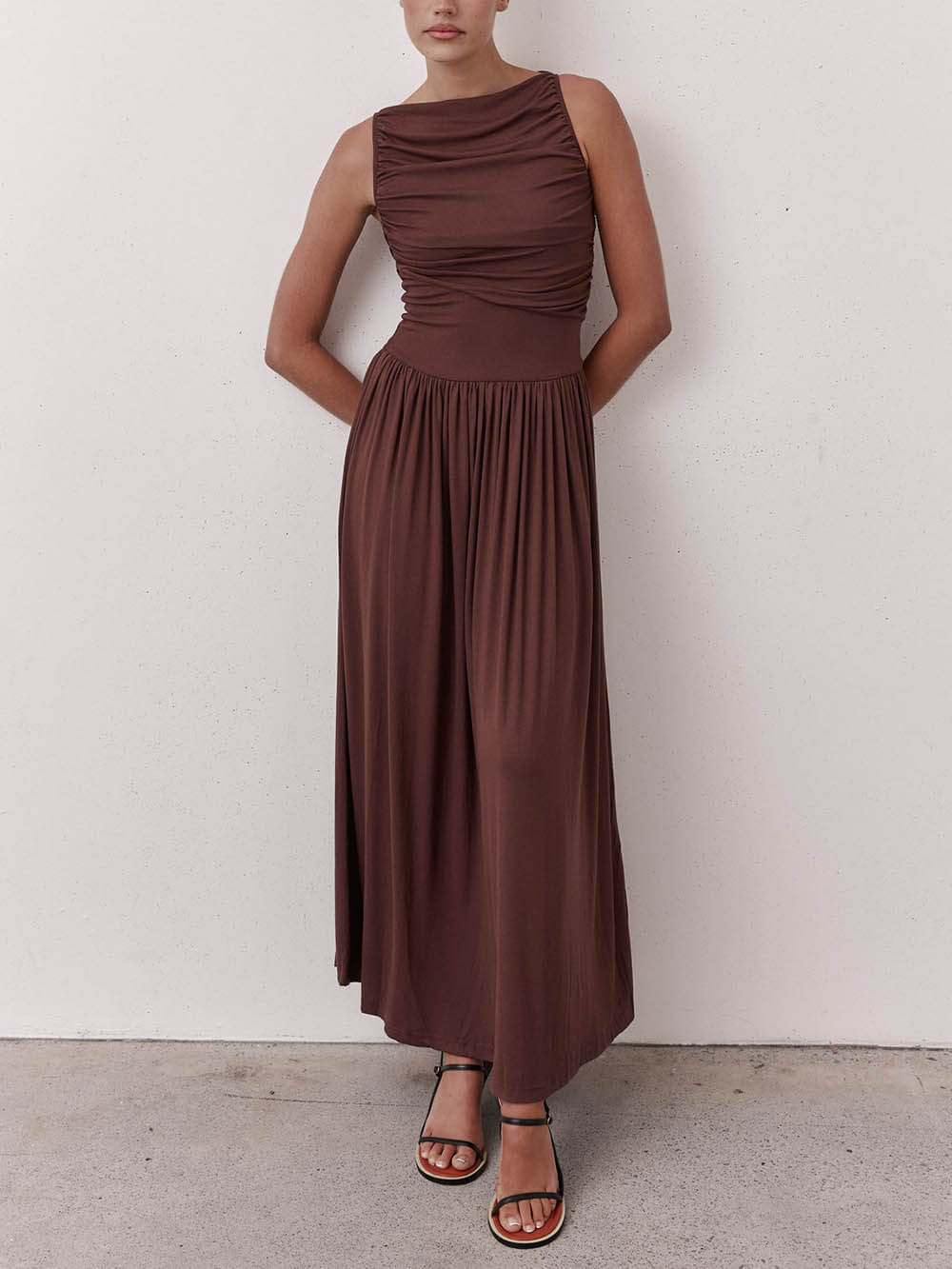 Elegante Plissé Mouwloze Maxi Jurk