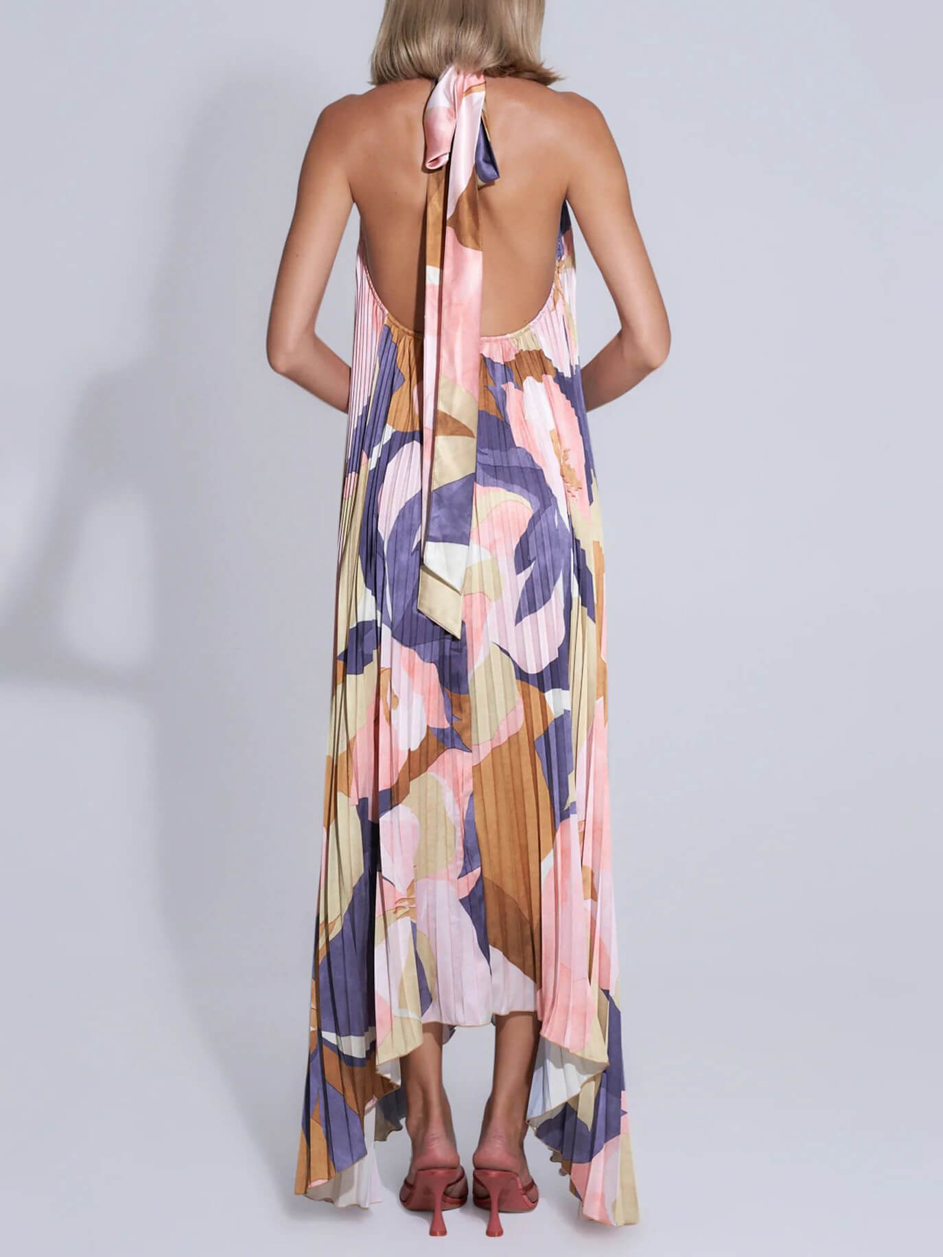 Stijlvolle Plissé Halternek Strapless Midi Jurk