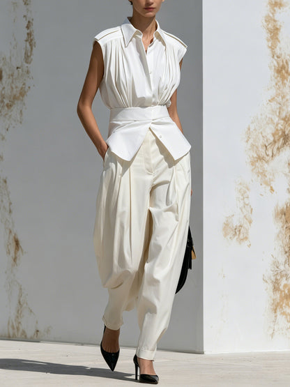 Ivory Sculpted Set – Mouwloos Geplooid Shirt & Hoge Taille Tapered Broek Twee-Delige Outfit