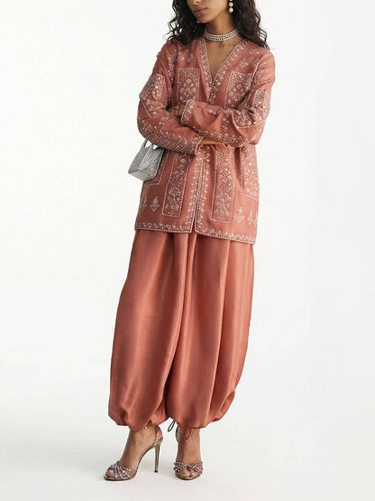 Exquise Geborduurde Bloemen Blouse En Elastische Taille Satijnen Tapered Lantern Broek Set