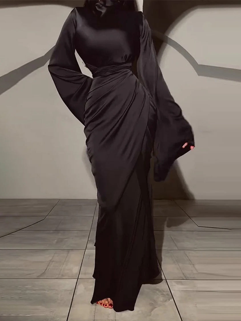 Elegante Satijnen Geplooide Maxi Jurk met Lange Mouwen