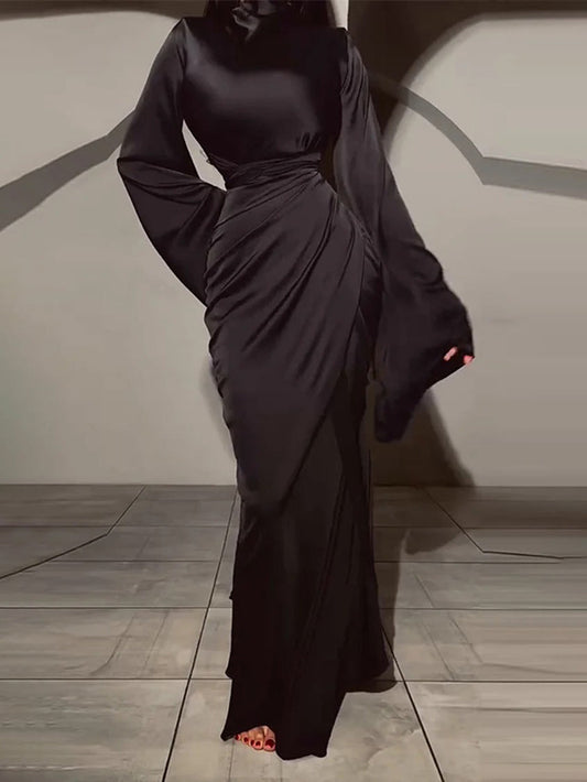 Elegante Satijnen Geplooide Maxi Jurk met Lange Mouwen