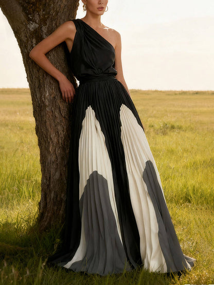 Elegante Maxi Jurk met Één Schouder en Kleurblokken