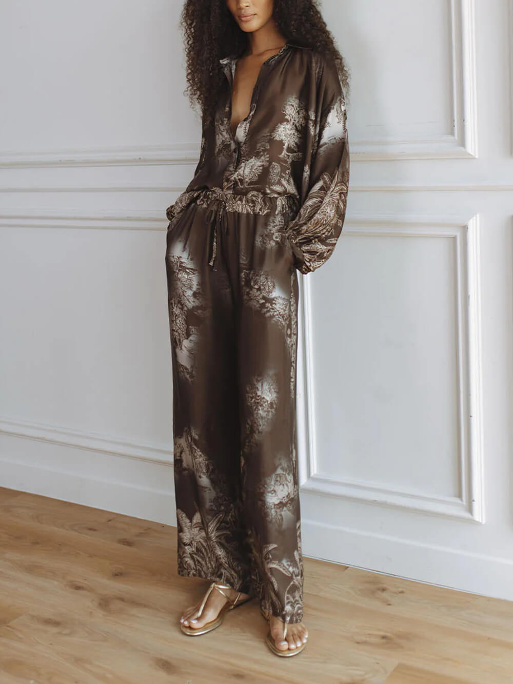Unieke Bruine Bloemenprint Losse Top En Elastische Taille Wijde Pantalon Set