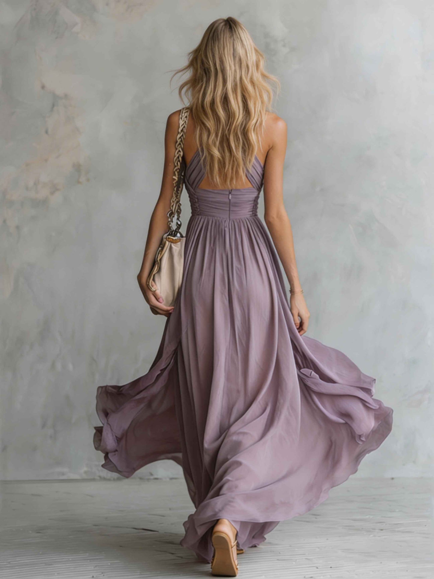 Elegante Rimpel Halter Nek Vloeiende Maxi Jurk