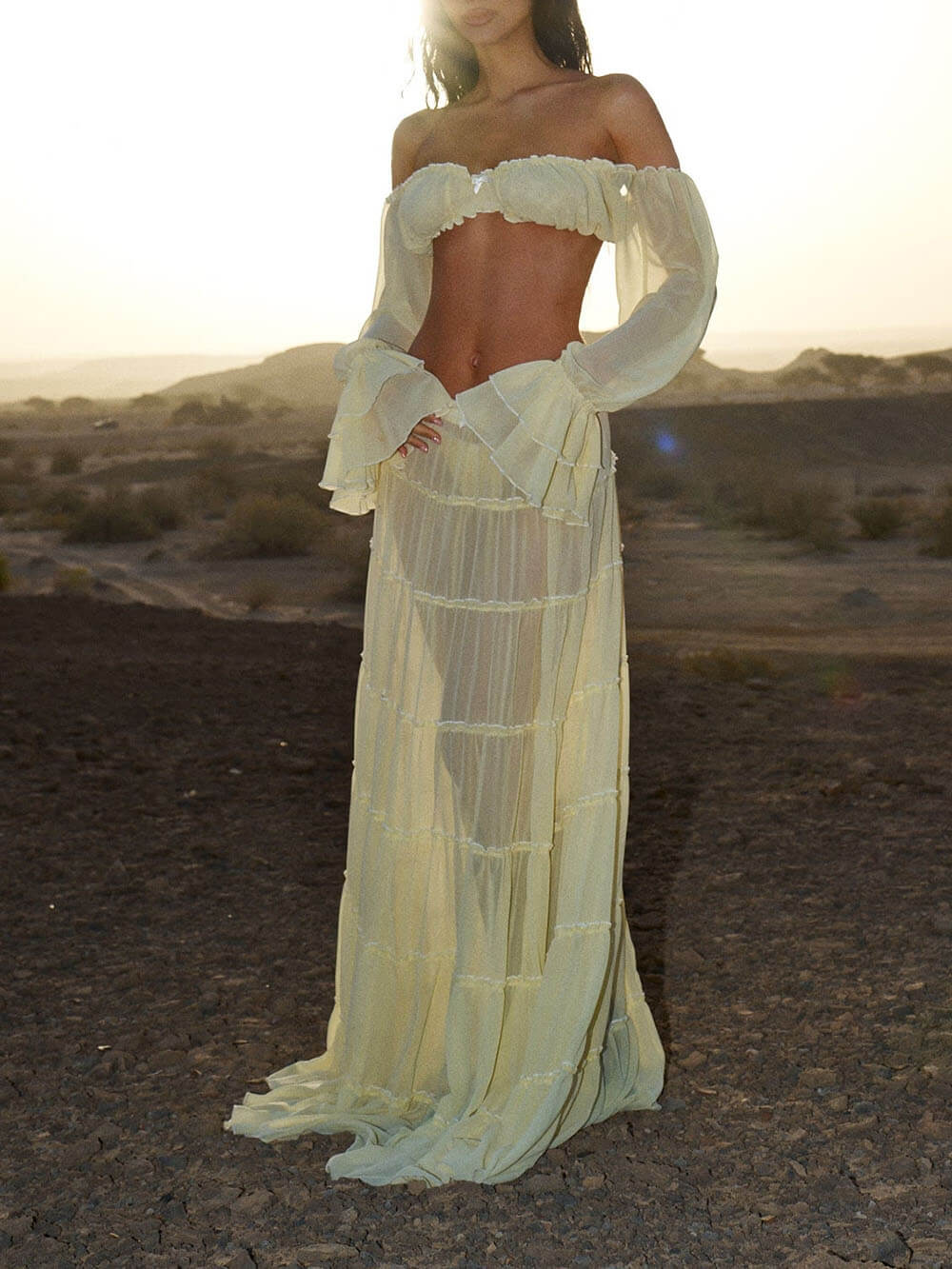 Mode Off Shoulder Lange Bell Sleeve Crop Top en Elastische Taille Laag Overhemd Maxi Rok Set