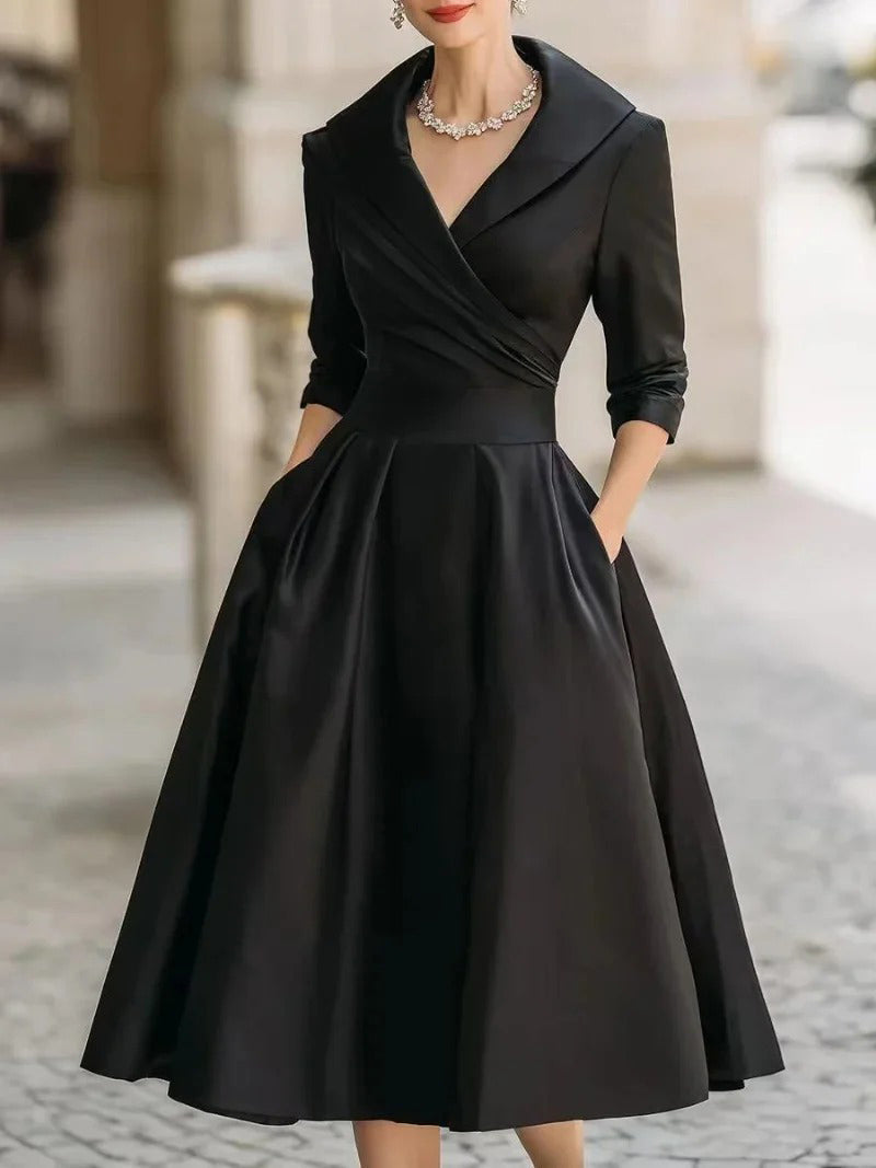 Elegante V-hals Midi Jurk met Lange Mouwen