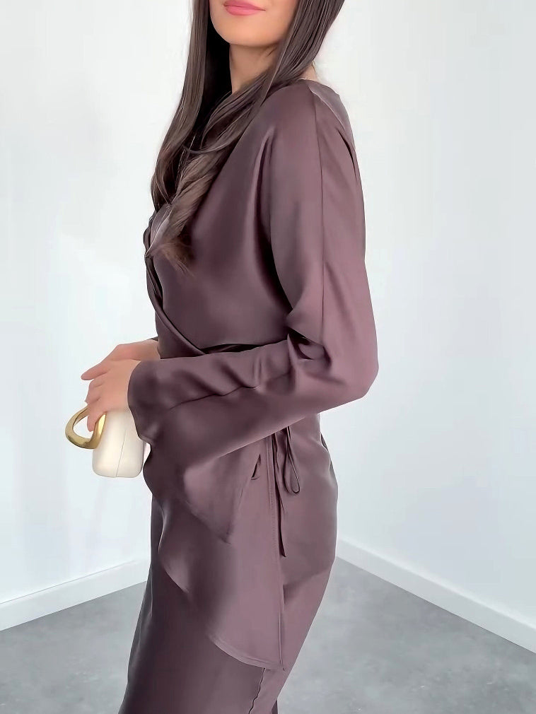 Elegante Satijnen Strapless Strik-voorkant Shirt En Rok Twee-delige Set