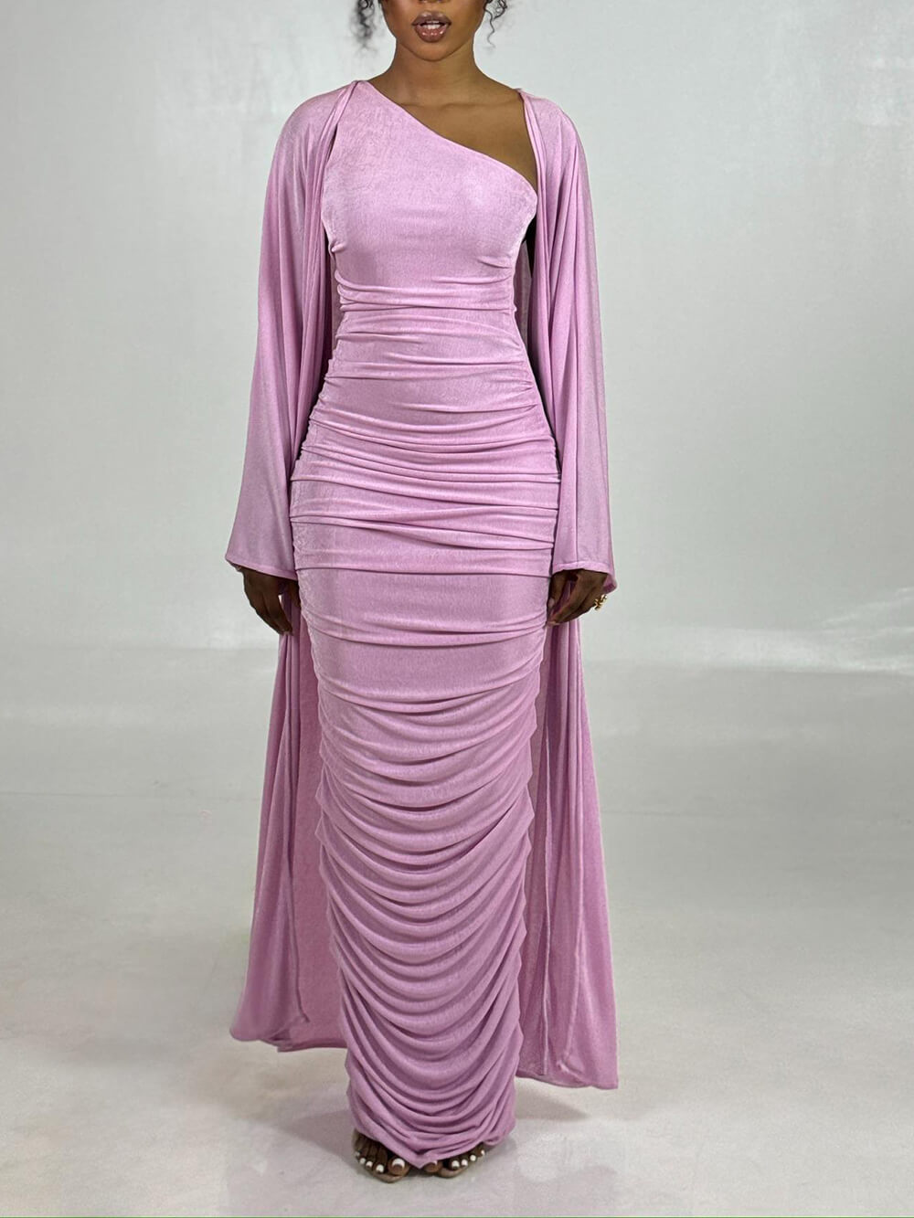 Elegante Roze Maxi Jurk Met Rimpelingen En Een Set Van Lange Mouwen Cardigan