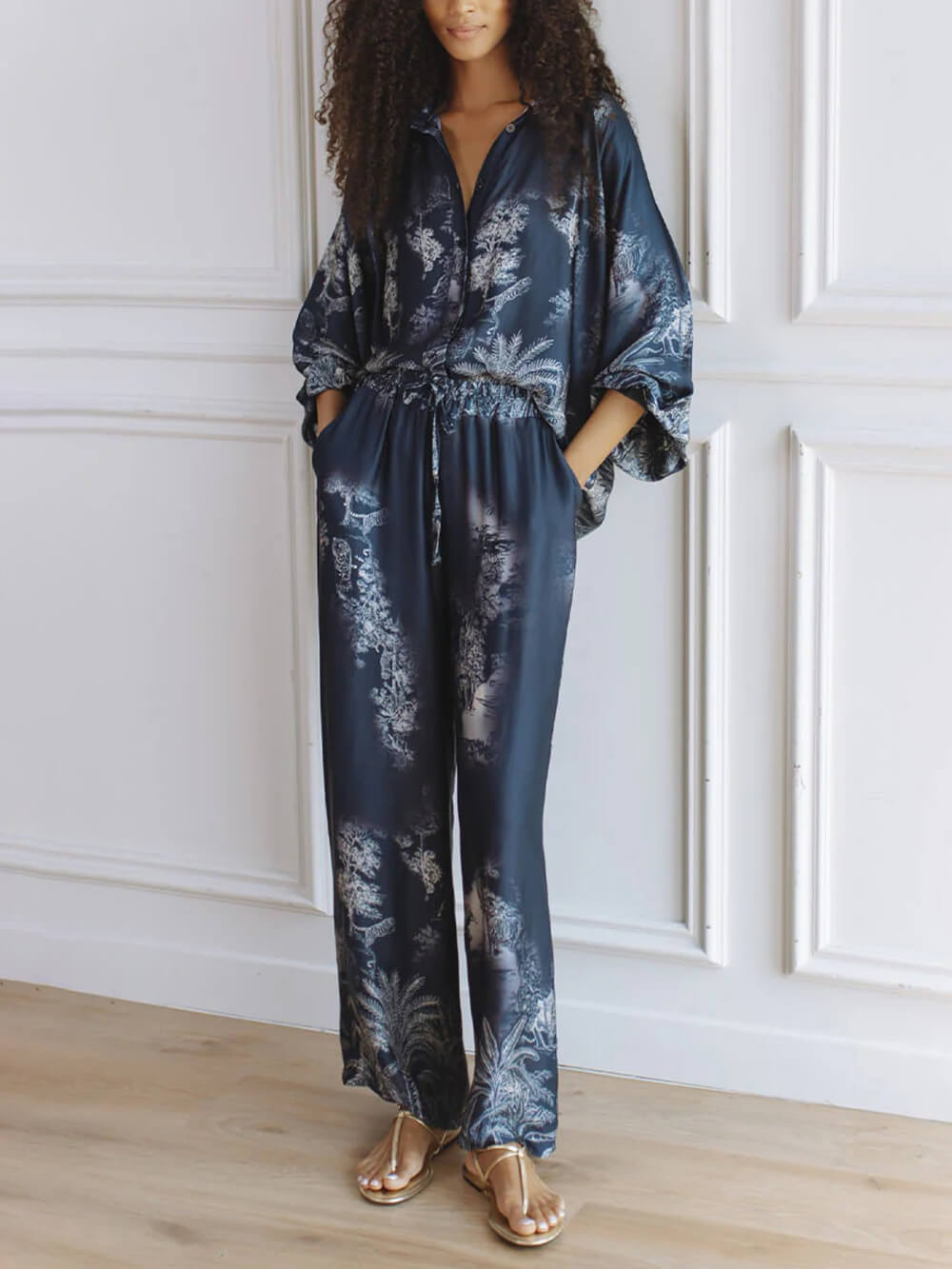 Unieke Marineblauwe Bloemenprint Losse Top met Elastische Taille en Brede Pantalon Set