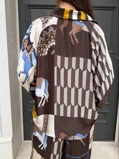 Uniek Satijnen Patchwork Print Losse Shirt met Elastische Taille en Wijde Broek Set