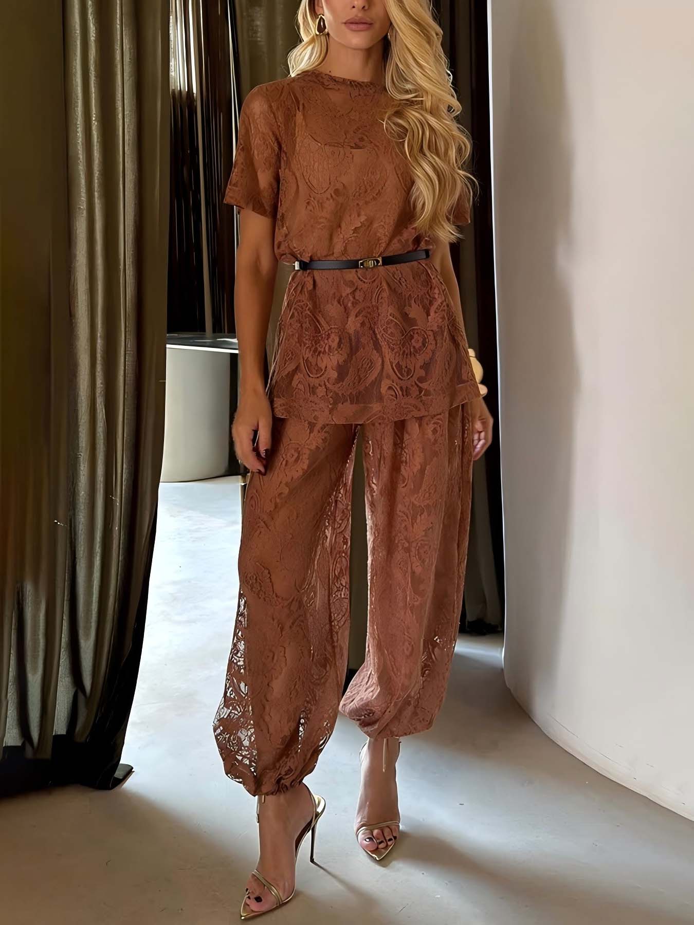 Elegante Doorzichtige Kanten Top met Korte Mouwen en Wijde Broek Set