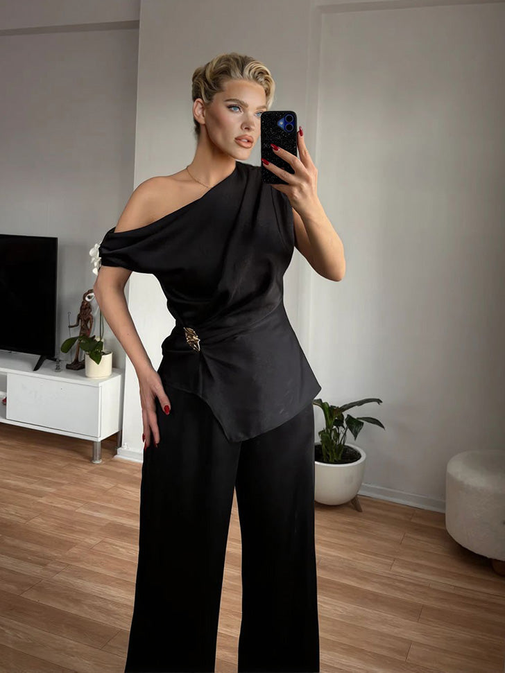 Elegante Satijnen Een-Schouder Drapeer Top & Brede Pantalon Twee-Piece Set