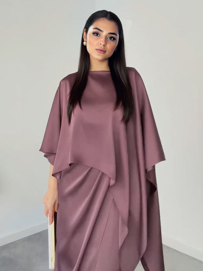 Elegante Satijnen Cape Mouw Top & Maxi Rok Twee-Piece Set