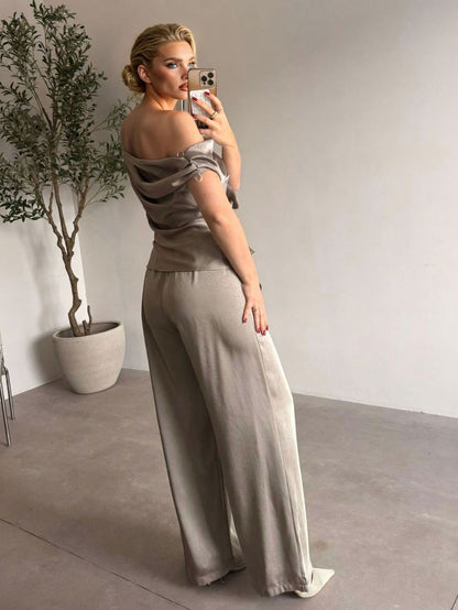 Elegante Satijnen Een-Schouder Drapeer Top & Brede Pantalon Twee-Piece Set