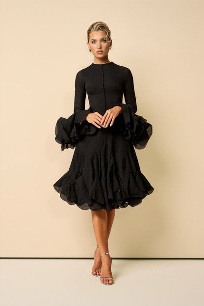 Elegante Zwarte Midi-jurk met Rimpelrand en Belmouwen
