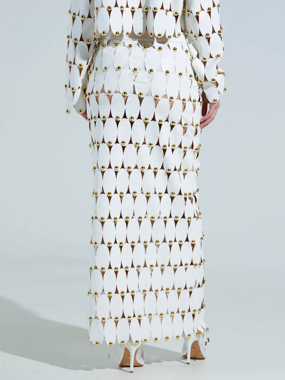 Exquise Cut-Out Studded PU Cropped Cardigan Top en Maxi Rok Set