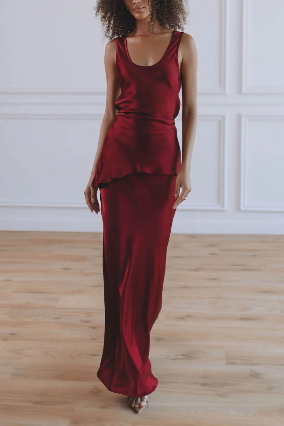 Elegante Asymmetrische Ronde Hals Satijnen Top en Vissenstaart Rok Set
