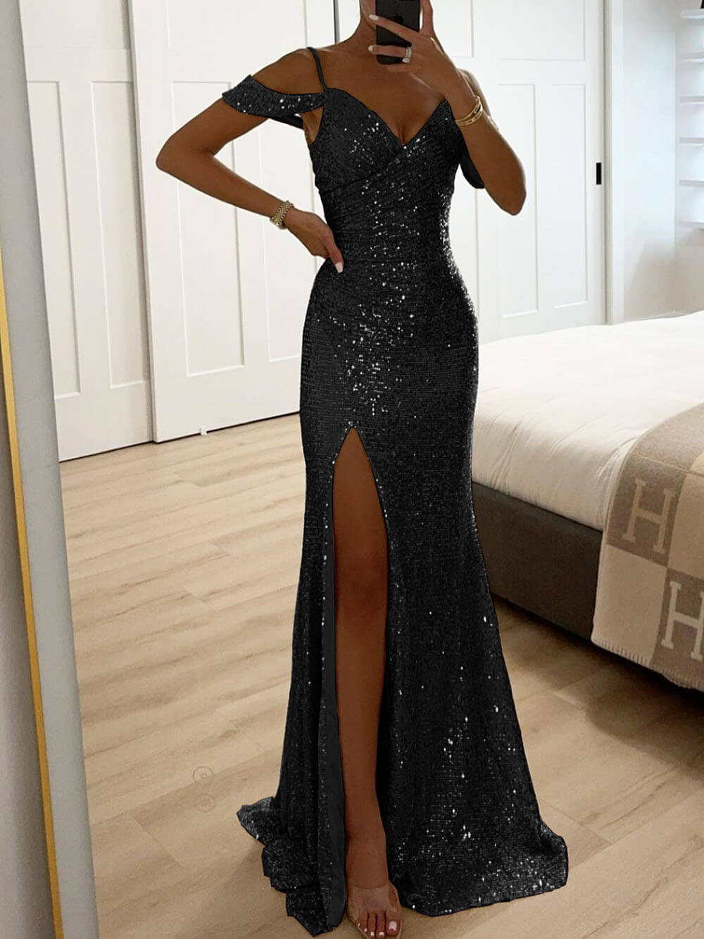 Elegante V-hals Pailletten Jurk met Split en Mouwen Maxi Dress