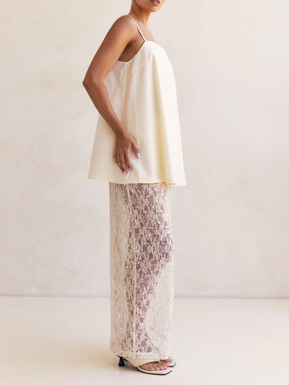 Elegante Off-Shoulder Spaghetti Strap A-Lijn Top & Transparante Pailletten Kant Hoge Taille Maxi Rok Set