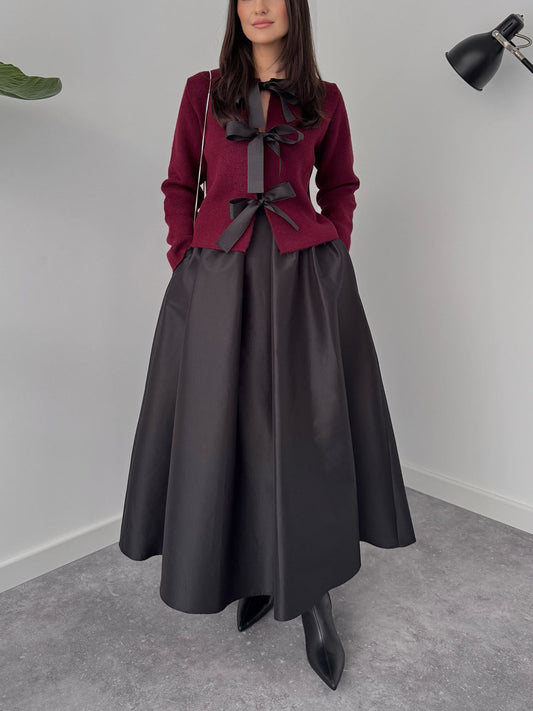 Elegante Boog-Breikardigan En A-Lijn Maxi Rok Set