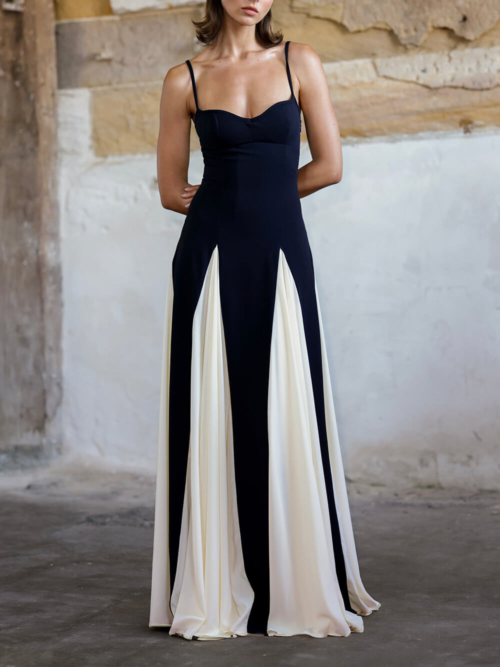 Elegante Gepanelleerde Tulle A-lijn Slip Maxi Jurk