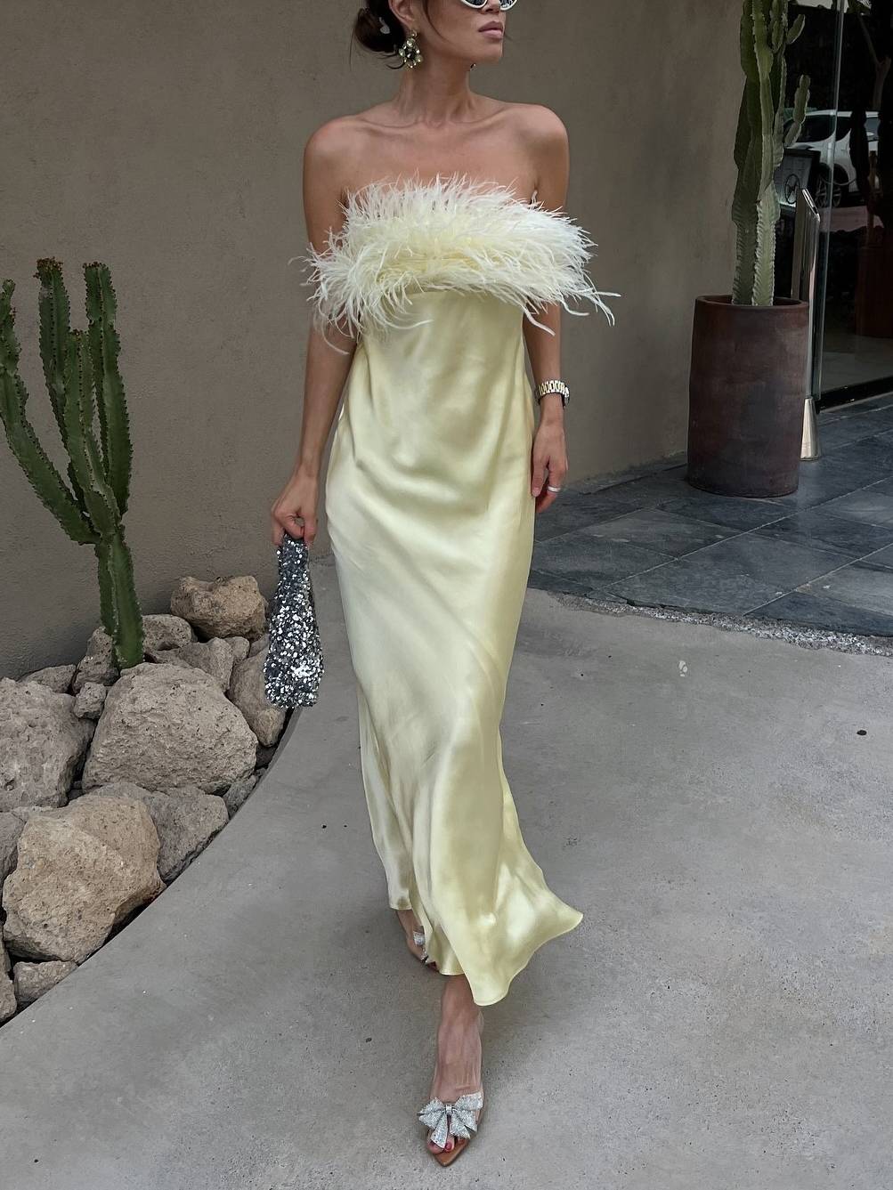 Licht Luxe Veer Tube Top Maxi Jurk