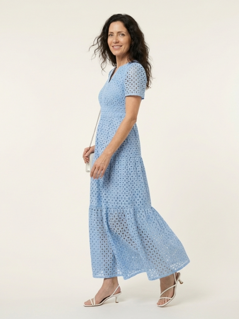 Brielle | Midi-jurk met V-hals en korte mouwen met ruches