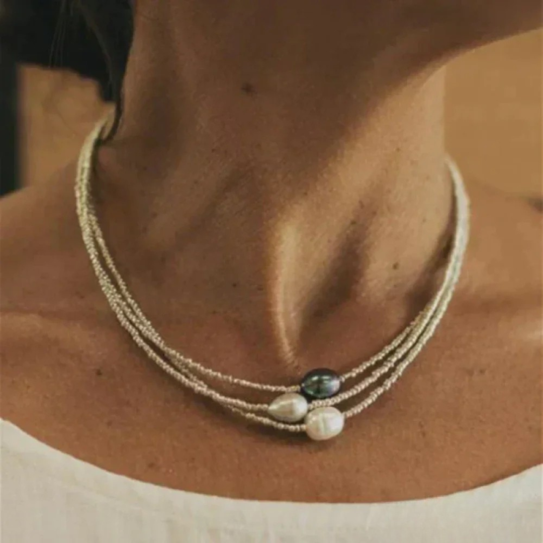 Oude stijl parelcollier
