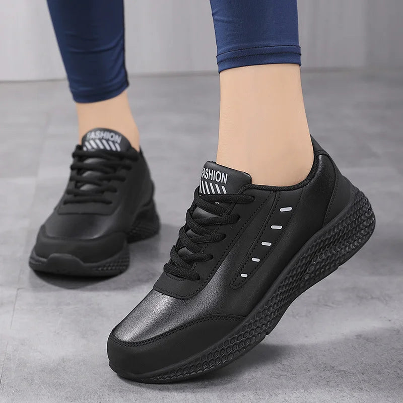 Apostolia - Lichte orthopedische sneaker