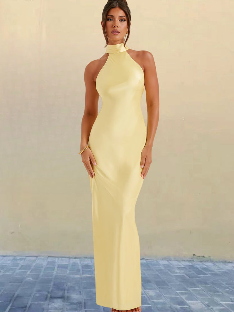 ZEYNEP | Elegante Satijnen Maxijurk met Halternek