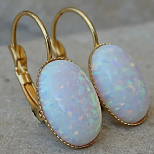 Vintage Oorbellen in Witte Opale en Goud
