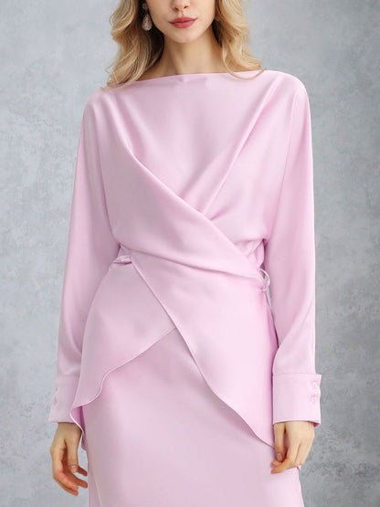 Elegante Asymmetrische Satijnen Blouse met Lange Mouwen
