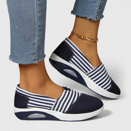 Onora - Slip-on schoenen met strepen