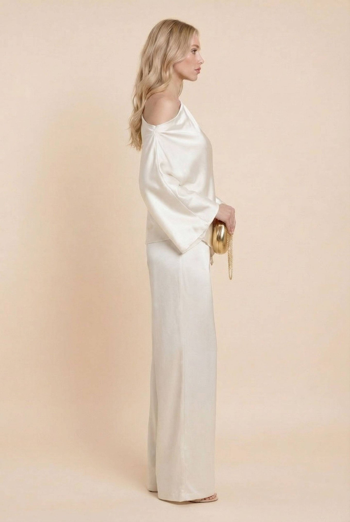 Off-Shoulder Asymmetrische Shirt En Wijde Pantalon Set