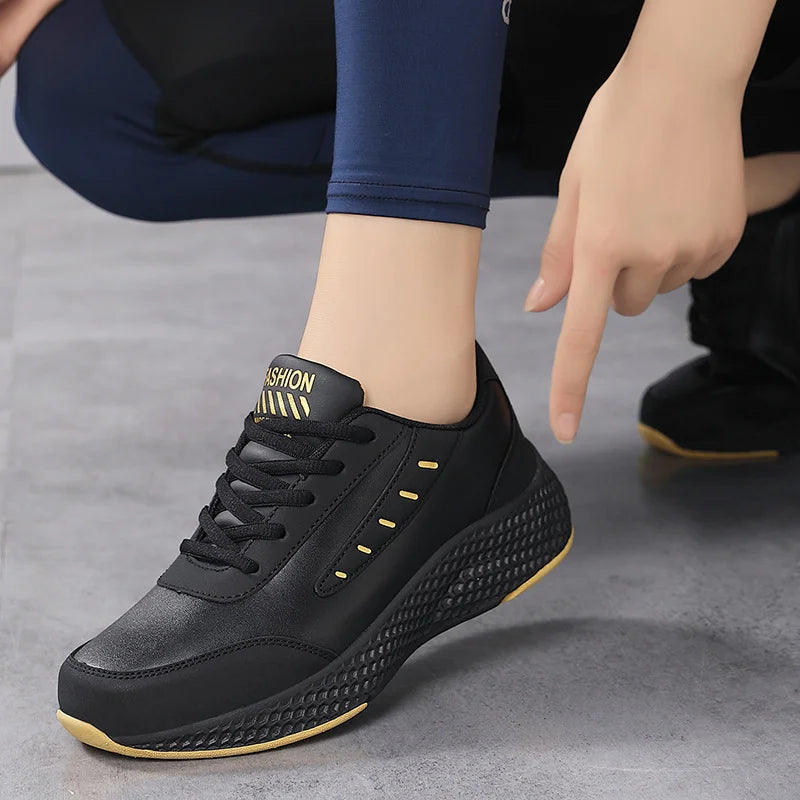 Apostolia - Lichte orthopedische sneaker