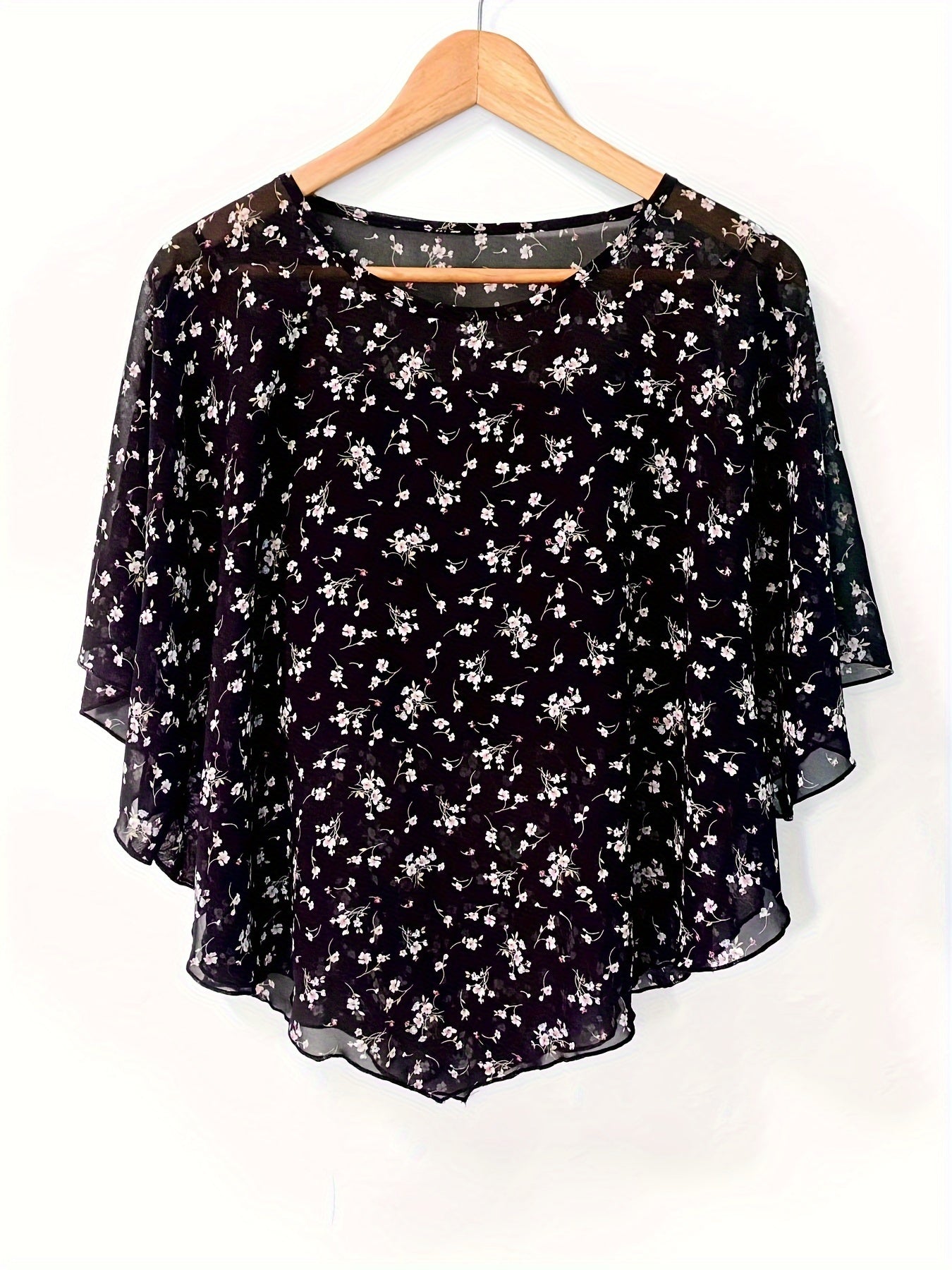 Bloemen Asymmetrische Blouse - Transparante Mouwen & Pullover Ontwerp