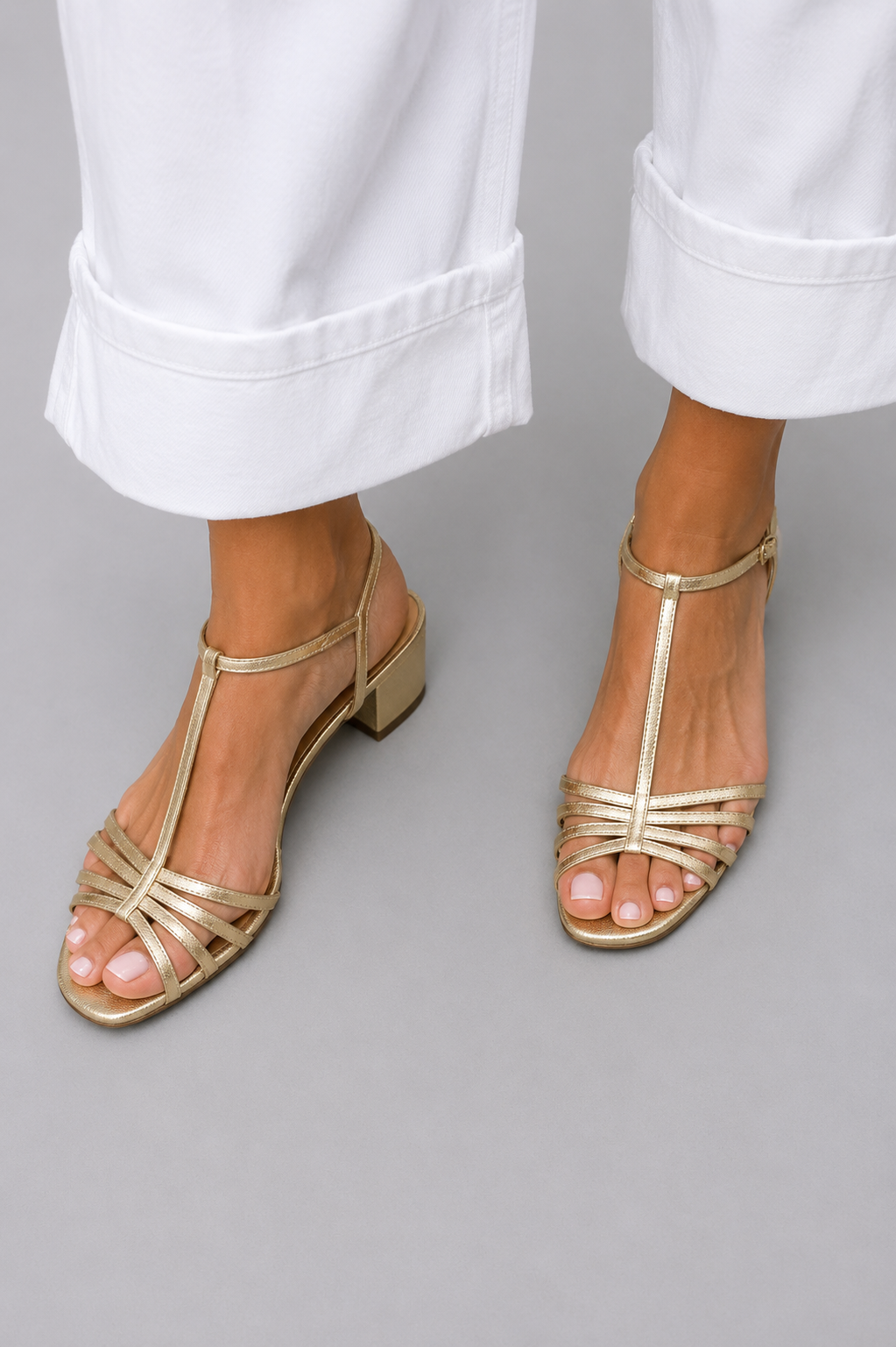 Allegra Gouden Sandalen met Vierkante Hak