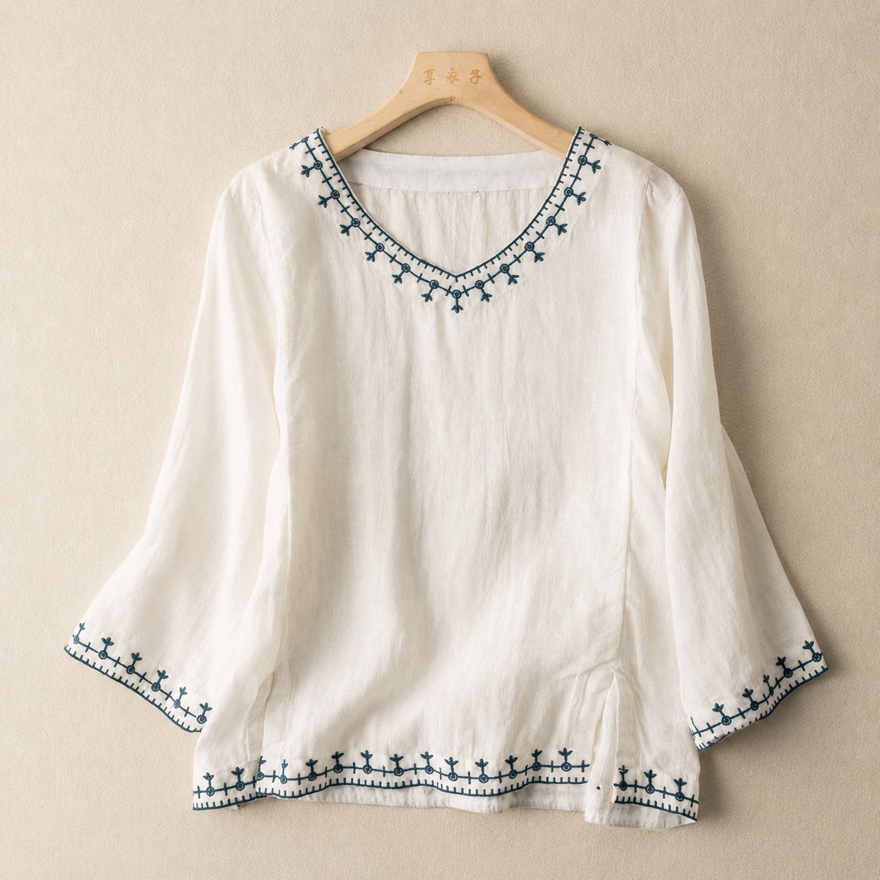 AVERY LINNEN BLOUSE