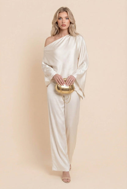 Off-Shoulder Asymmetrische Shirt En Wijde Pantalon Set
