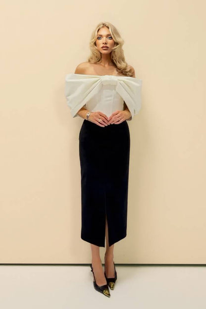 Boogtop en Fluwelen Rok Set