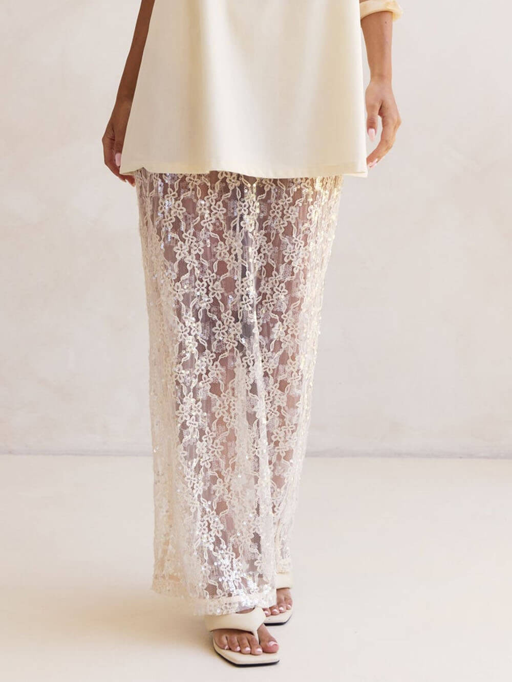 Elegante Off-Shoulder Spaghetti Strap A-Lijn Top & Transparante Pailletten Kant Hoge Taille Maxi Rok Set