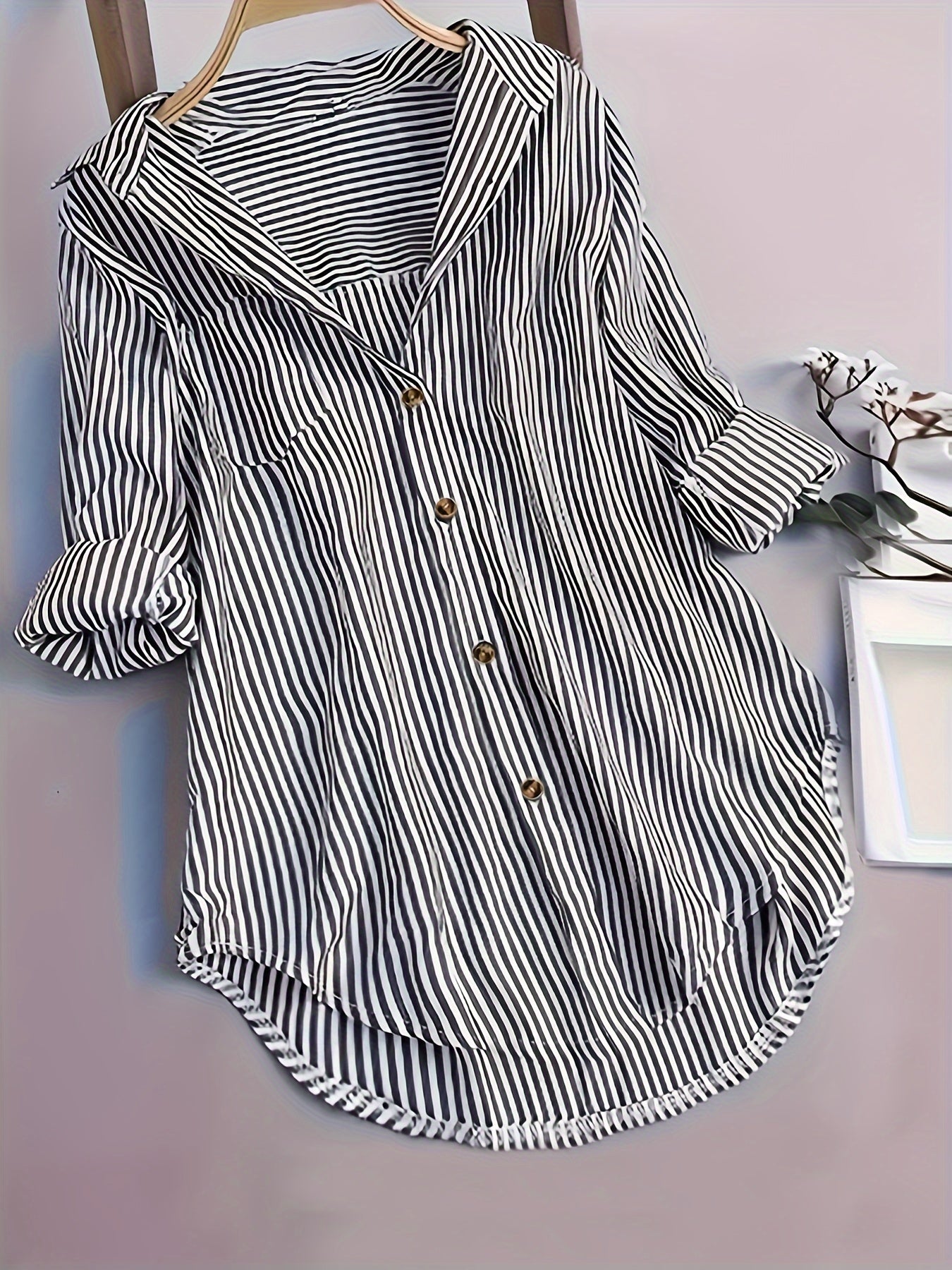 Gestreepte Blouse - Lange Mouwen & Reverskraag Met Knopen