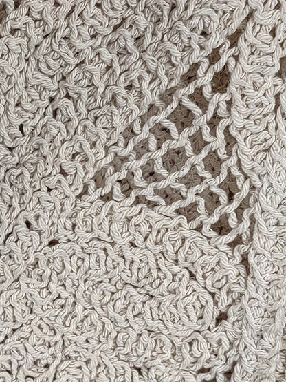 Guipure Kant Knopen Voorkant Shirt - Semi-Doorzichtig & Diepe V-Hals